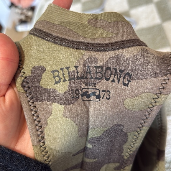 Camouflage Sleeveless billabong wetsuit - Picture 5 of 5